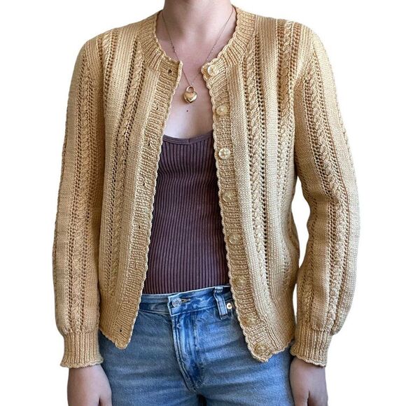 Vintage Womens Hand Knit Pastel Yellow Wool Lace Cable Dainty Cardigan Sz M - Picture 2 of 7